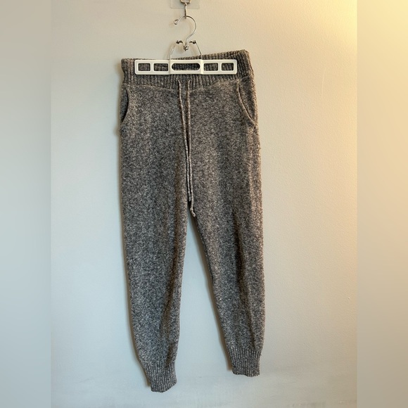 Cozy knit sweats - Picture 1 of 1